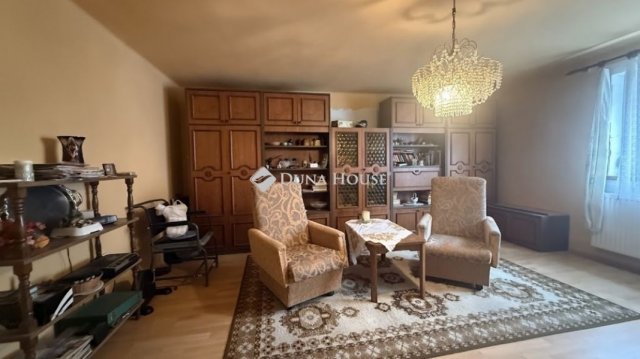 Eladó családi ház, Szombathelyen 85.9 M Ft, 5 szobás