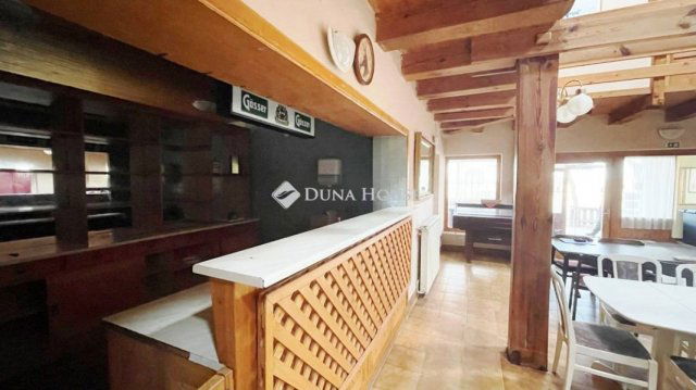 Eladó ipari ingatlan, Alsóújlakon 150 M Ft / költözzbe.hu