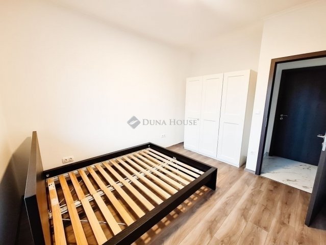 Eladó ikerház, Monoron 107 M Ft, 5 szobás / költözzbe.hu