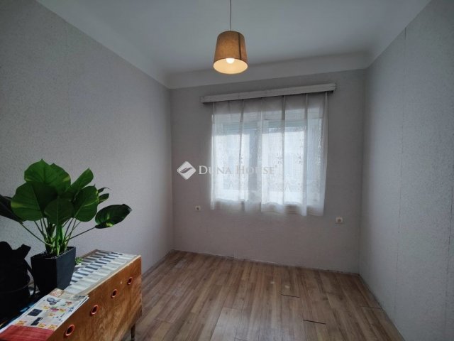 Eladó téglalakás, Budapesten, IX. kerületben 44.7 M Ft, 2 szobás