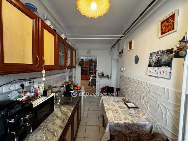 Eladó családi ház, Debrecenben 64.9 M Ft, 3 szobás