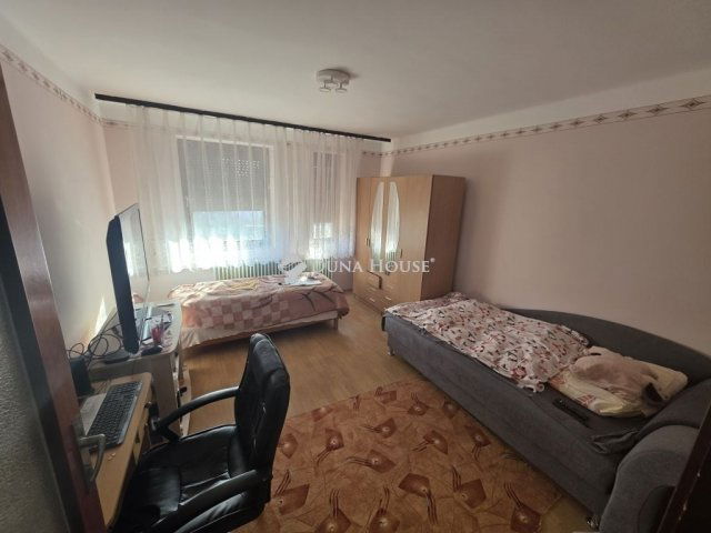 Eladó családi ház, Dabason 79.9 M Ft, 5 szobás