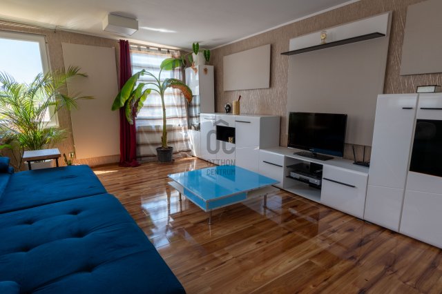 Eladó családi ház, Székesfehérvárott 108 M Ft, 4 szobás
