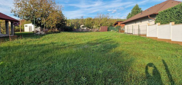 Eladó telek, Csörögön, Homokbánya utcában 25 M Ft