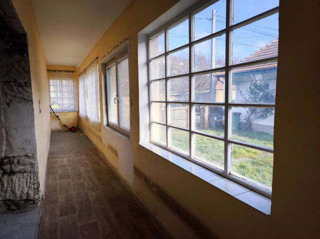 Eladó családi ház, Alacskán 14.9 M Ft, 2 szobás