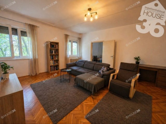 Eladó téglalakás, Kecskeméten 57.9 M Ft, 2 szobás
