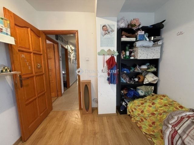 Eladó családi ház, Gyömrőn 95 M Ft, 5 szobás