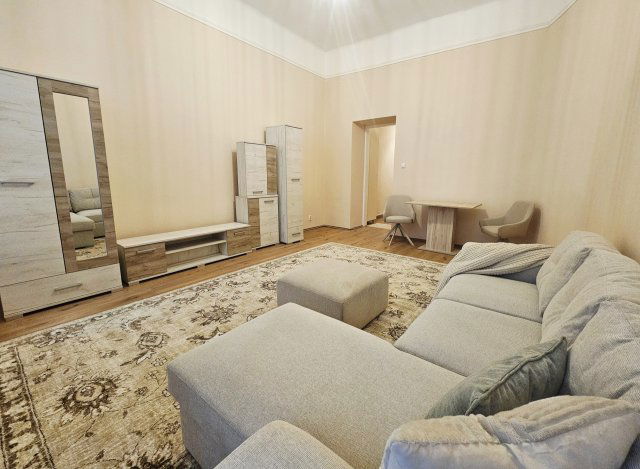 Kiadó téglalakás, albérlet, Budapesten, V. kerületben, 1 szobás