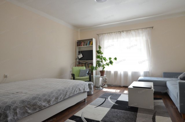 Eladó családi ház, Gyömrőn 42 M Ft, 1 szobás