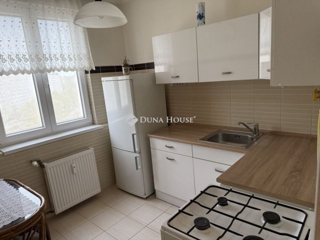 Eladó panellakás, Budapesten, XV. kerületben 75 M Ft, 1 szobás