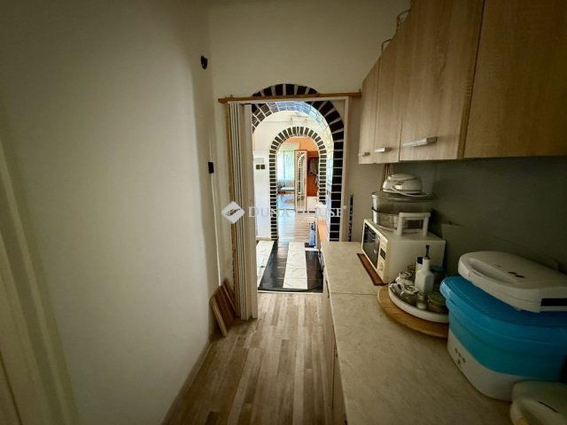 Eladó családi ház, Tóalmáson 55 M Ft, 3 szobás