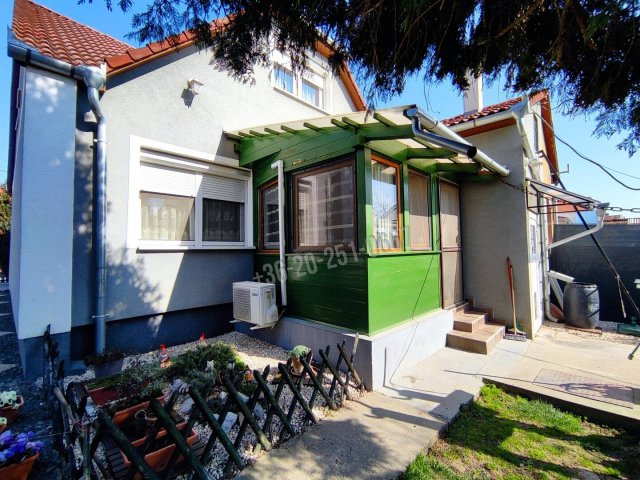 Eladó sorház, Mohácson 60 M Ft, 4 szobás / költözzbe.hu