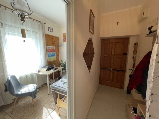 Eladó téglalakás, Veszprémben, Hársfa utcában 79 M Ft