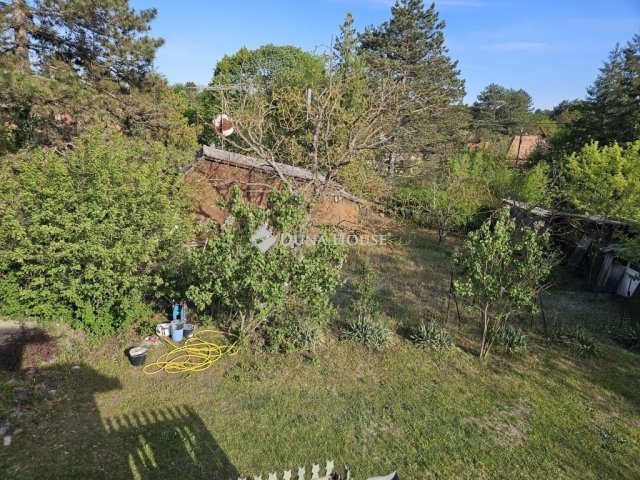 Eladó nyaraló, Pócsmegyeren 53.5 M Ft, 3 szobás