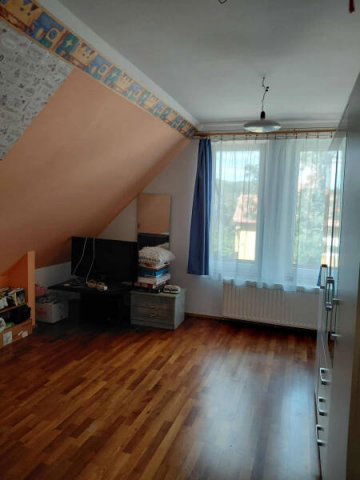 Eladó családi ház, Pilisvörösváron 99 M Ft, 5 szobás