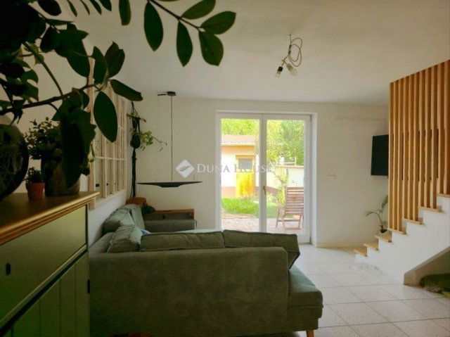 Eladó sorház, Vácon 125 M Ft, 4 szobás / költözzbe.hu