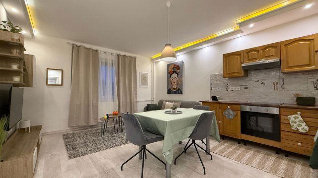 Eladó téglalakás, Debrecenben 65 M Ft, 2 szobás