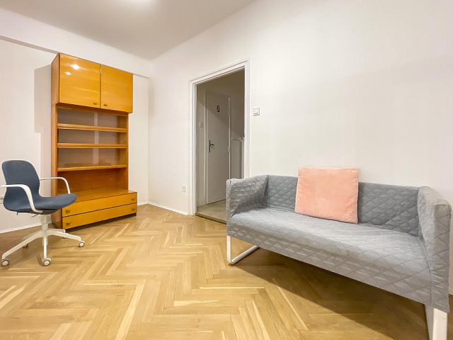 Kiadó téglalakás, albérlet, VIII. kerületben, Harminckettesek terén