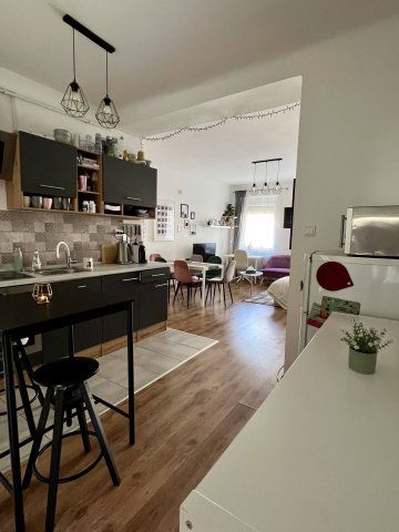 Eladó téglalakás, Budapesten, VII. kerületben, Hársfa utcában