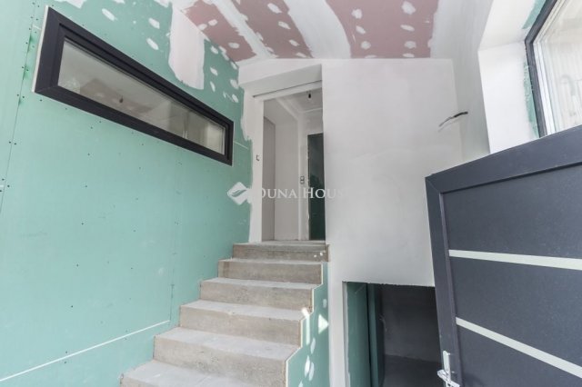 Eladó családi ház, Szombathelyen 84.9 M Ft, 3 szobás