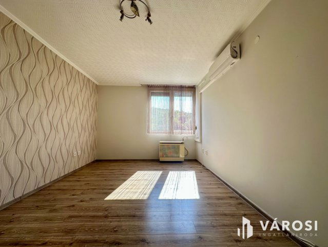 Eladó panellakás, Salgótarjánban 18.99 M Ft, 2 szobás