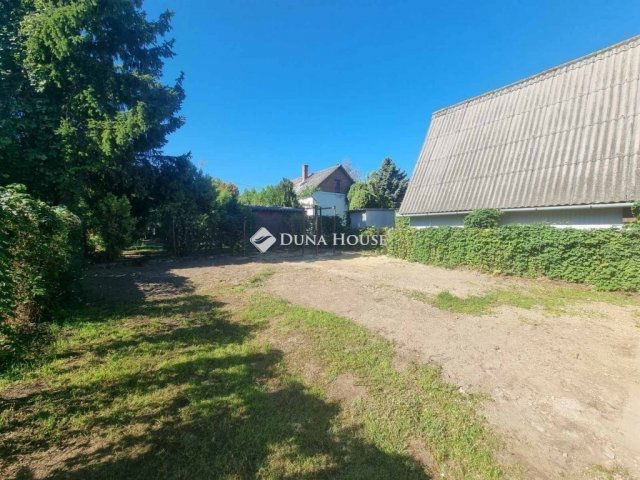 Eladó nyaraló, Tóalmáson 22 M Ft, 2 szobás