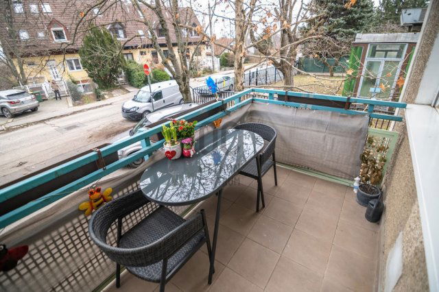 Eladó téglalakás, Budapesten, III. kerületben 79.2 M Ft