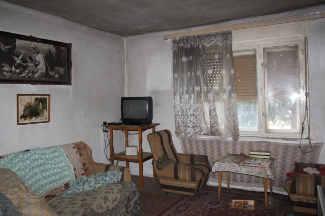 Eladó családi ház, Oslin 18 M Ft, 3 szobás