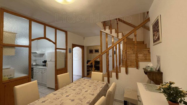 Eladó családi ház, Gyenesdiáson 135 M Ft, 5 szobás