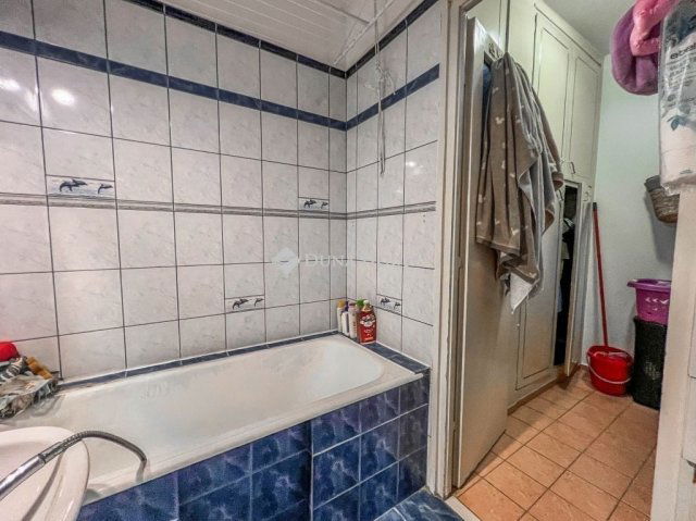 Eladó téglalakás, Budapesten, XX. kerületben 63.5 M Ft, 2 szobás