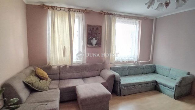 Eladó panellakás, Siófokon 45.9 M Ft, 2 szobás