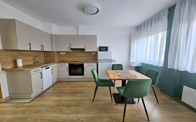 Kiadó téglalakás, albérlet, IV. kerületben, Szent László téren