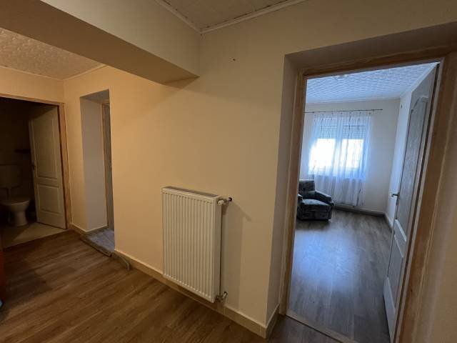 Eladó családi ház, Takácsin 29.5 M Ft, 1+2 szobás