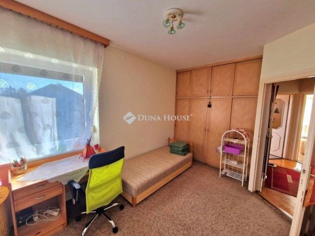 Eladó ikerház, Budapesten, XVIII. kerületben 124.9 M Ft, 4 szobás