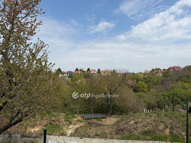 Eladó családi ház, Budaörsön 165 M Ft, 4 szobás