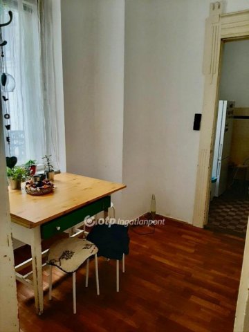 Eladó téglalakás, Budapesten, VIII. kerületben 130 M Ft