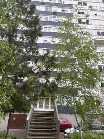 Eladó téglalakás, Nyíregyházán 38.9 M Ft, 2 szobás