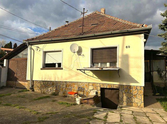 Eladó családi ház, Törökbálinton 129 M Ft, 3 szobás