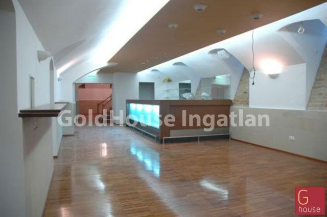 Eladó üzlethelyiség, Budapesten, VI. kerületben, Teréz körúton