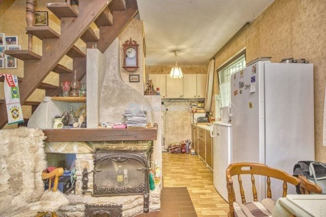 Eladó családi ház, Gárdonyban 89.5 M Ft, 4 szobás