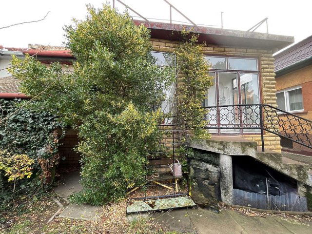 Eladó ikerház, Budapesten, IV. kerületben 89.9 M Ft, 2 szobás