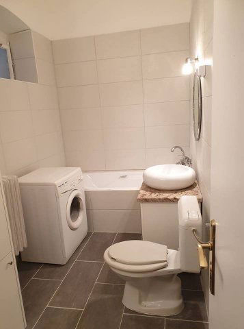 Kiadó téglalakás, albérlet, Pécsett 125 E Ft / hó, 3 szobás