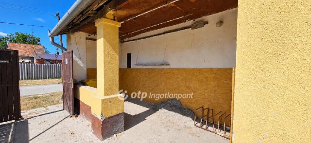 Eladó családi ház, Nagykőrösön 19.8 M Ft, 3 szobás