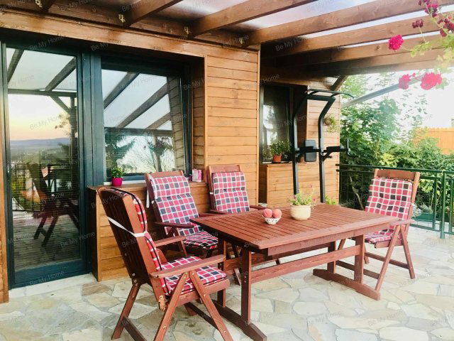 Eladó téglalakás, Budakeszin 167.9 M Ft, 1+3 szobás