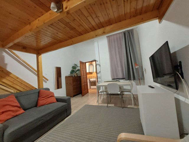 Kiadó téglalakás, albérlet, VI. kerületben, Ó utcában