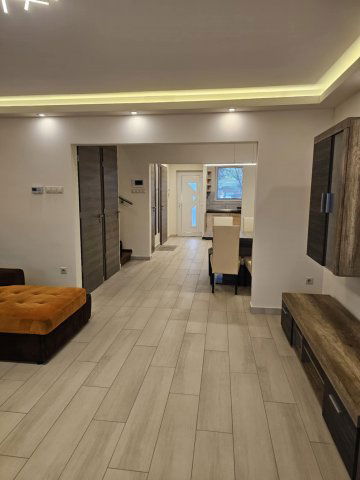 Kiadó panellakás, albérlet, Szolnokon 250 E Ft / hó, 3 szobás