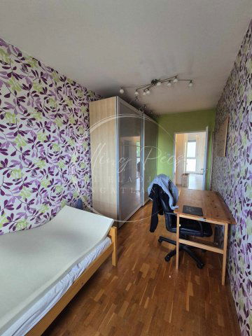 Eladó panellakás, Pécsett, Antal utcában 62.9 M Ft, 2+1 szobás