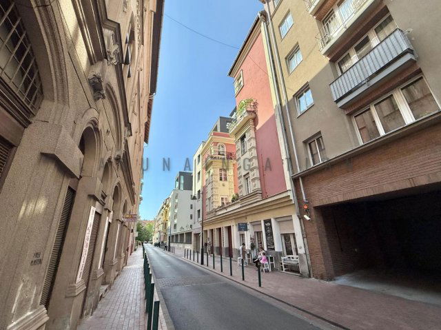Eladó téglalakás, Budapesten, VIII. kerületben 62.9 M Ft