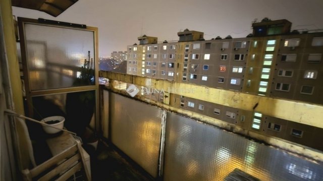 Eladó panellakás, Budapesten, XIX. kerületben 58 M Ft, 3 szobás