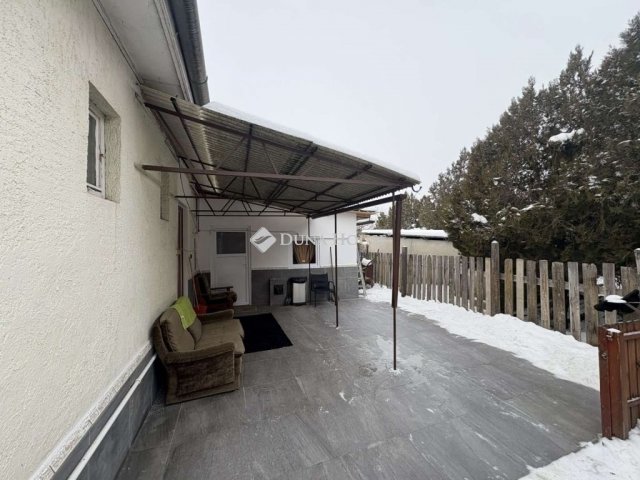 Eladó családi ház, Budapesten, XVII. kerületben 99 M Ft